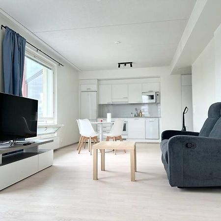 Huoneisto Juna Aseman Vieressae Apartment Vantaa Exterior photo